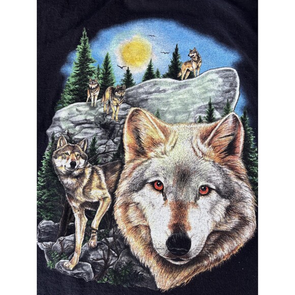 Vintage 90s wolves graphic tee with detailed artwork Tshirt Fits XXL by Murina - Picture 2 of 5